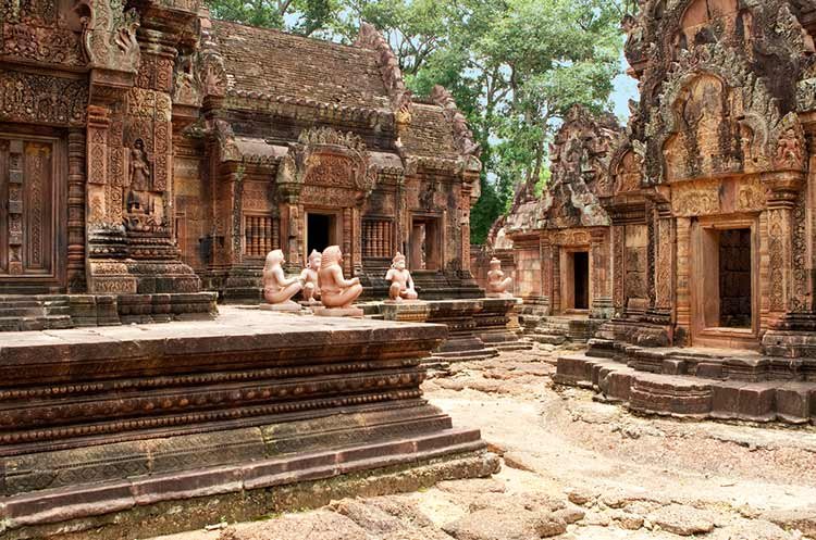 Citadel of Women or a Pink Temple